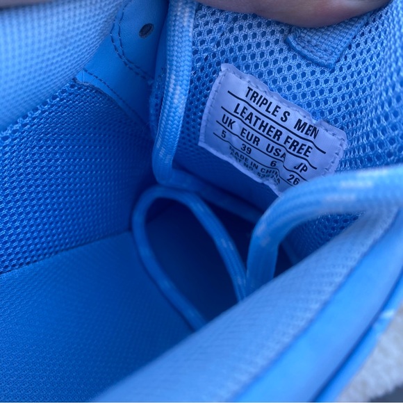 Balenciaga Triple S Logo Sneakers - Picture 4 of 5